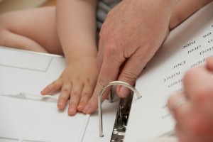 Kinderhände lieben Braille