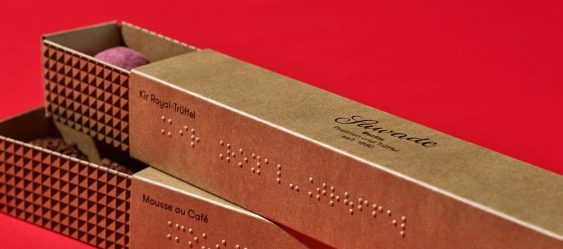 Pralinenschachteln der Firma SAWADE mit Braille