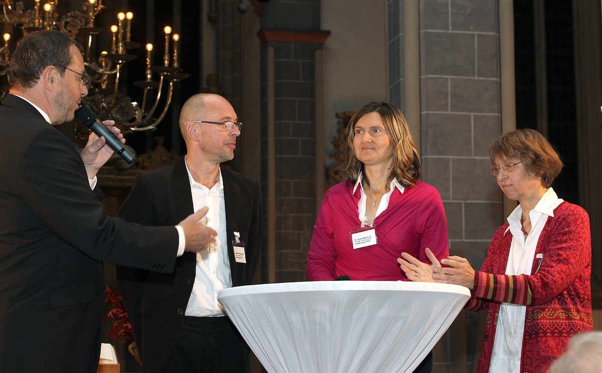 Beim Festakt: Podiumsgespräch mit den Vertretern der drei Preisträger des Kroschke-Förderpreises